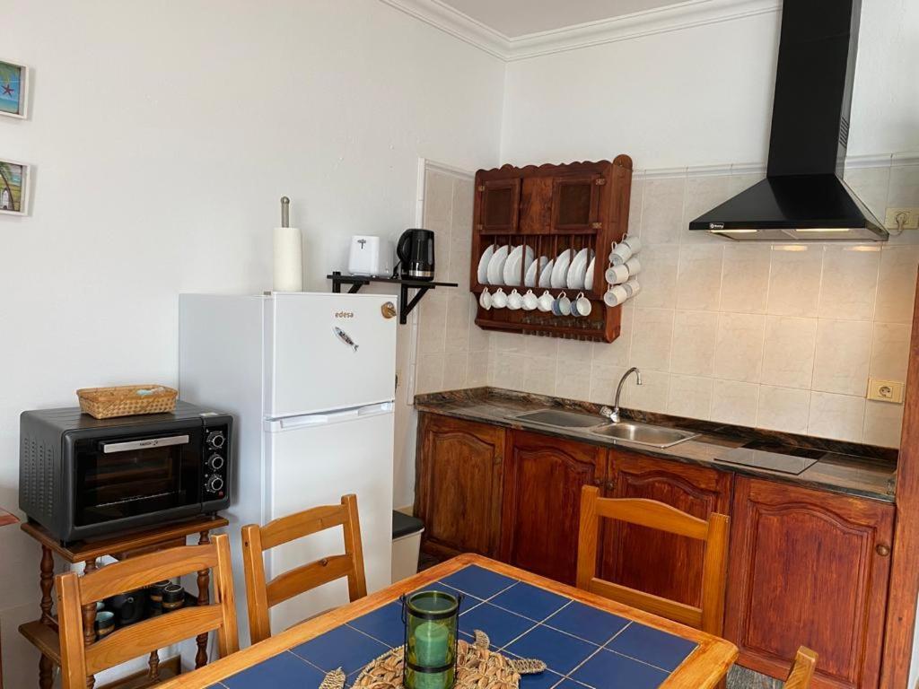 Casa Los Juanes Caleta de Sebo Zewnętrze zdjęcie